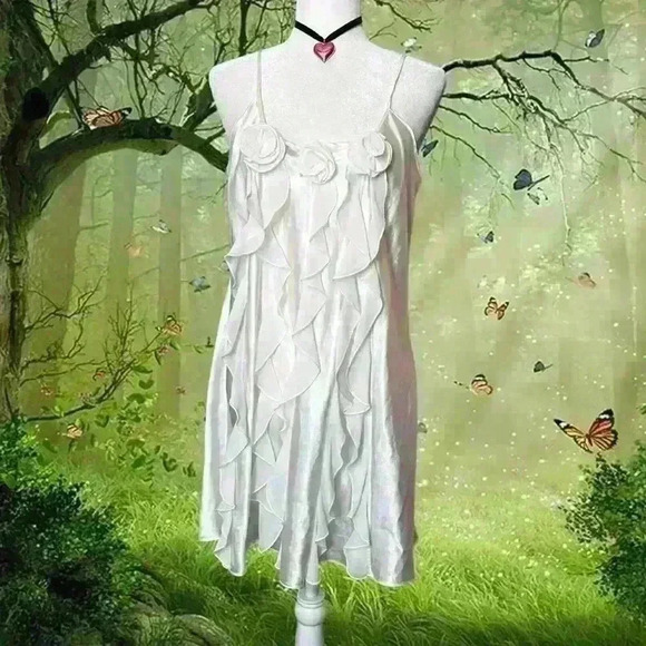 Y2k 90s White 3D Print Floral Ringlet Slip by Flora Size XL - Picture 1 of 10